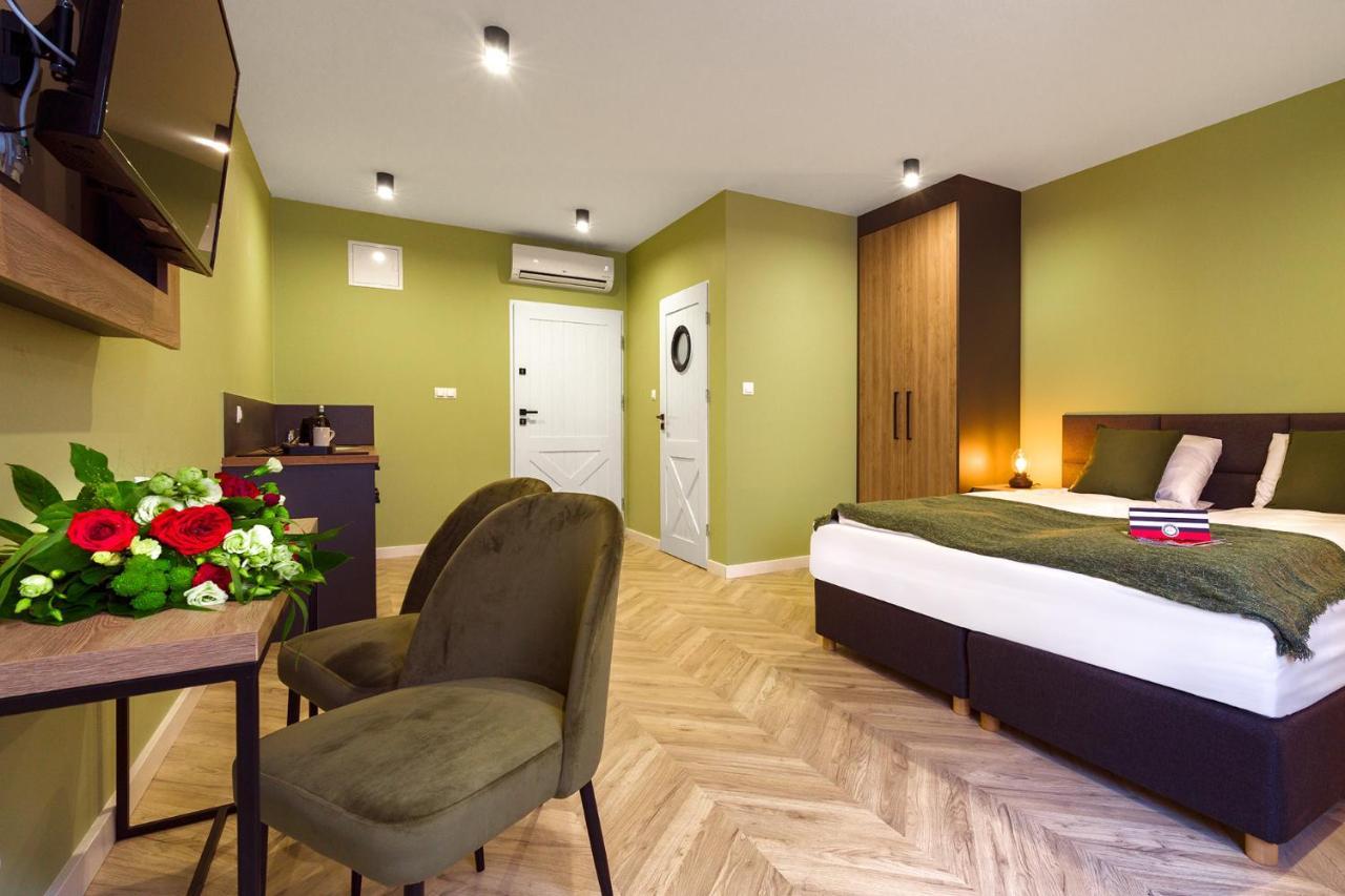 Kamienica Portowa Aparthotel Mikołajki Buitenkant foto
